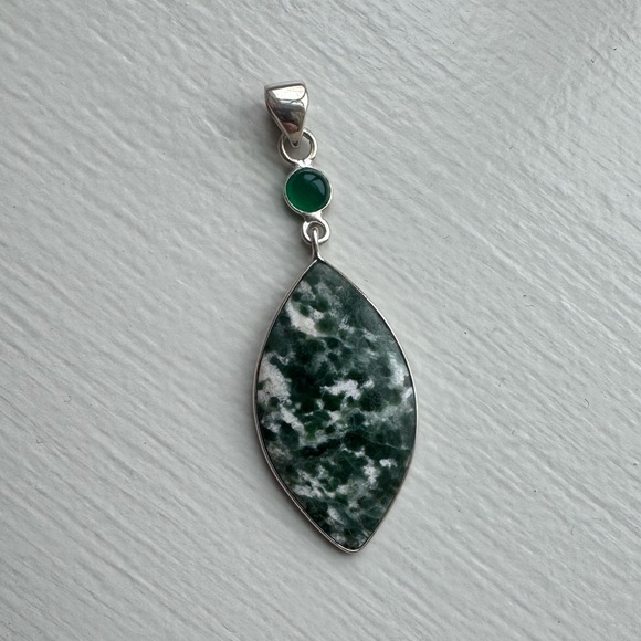 NWOT Sundance Winter Forest Pendant Green Onyx Green Zebra Jasper Sterling